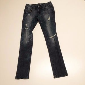 American Eagle Size 8 Skinny Distressed Jeans